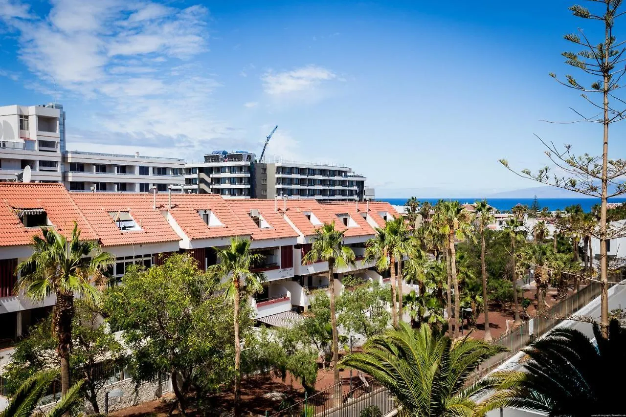 Go2Tenerife Apart'Zebra Pool & Sea View Плая-де-лас-Америкас